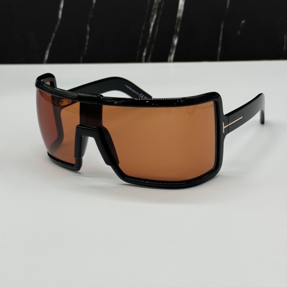 NEW TOM FORD TF1118 01E UNISEX SUNGLASSES TOM FORD PARKER FT1118/S - Picture 3 of 12